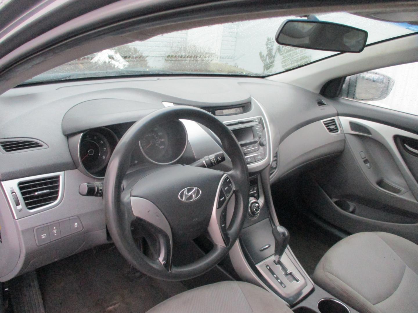 2013 GRAY Hyundai Elantra GLS A/T (5NPDH4AE3DH) with an 1.8L L4 DOHC 16V engine, AUTOMATIC transmission, located at 540a Delsea Drive, Sewell, NJ, 08080, (856) 589-6888, 39.752560, -75.111206 - Photo#12